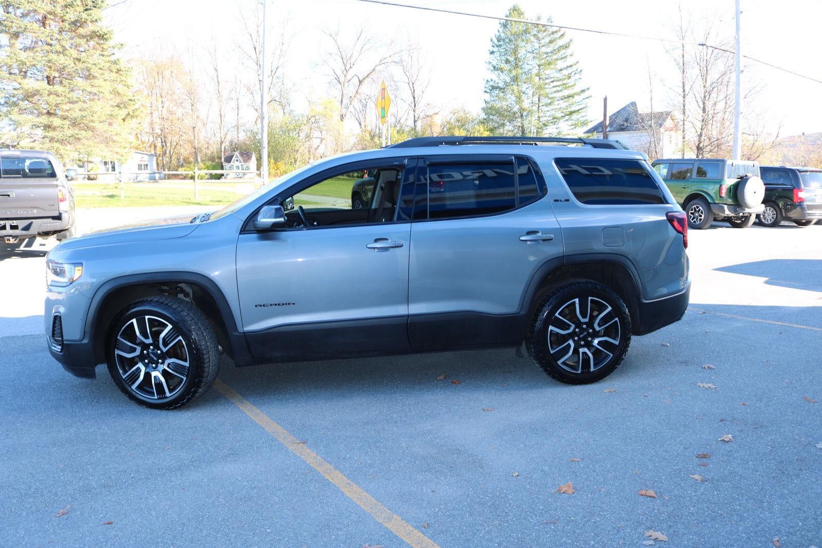 2021 GMC Acadia SLE