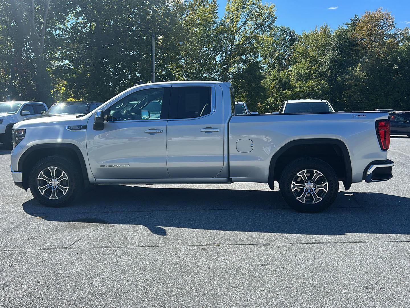 2022 GMC Sierra 1500 SLE