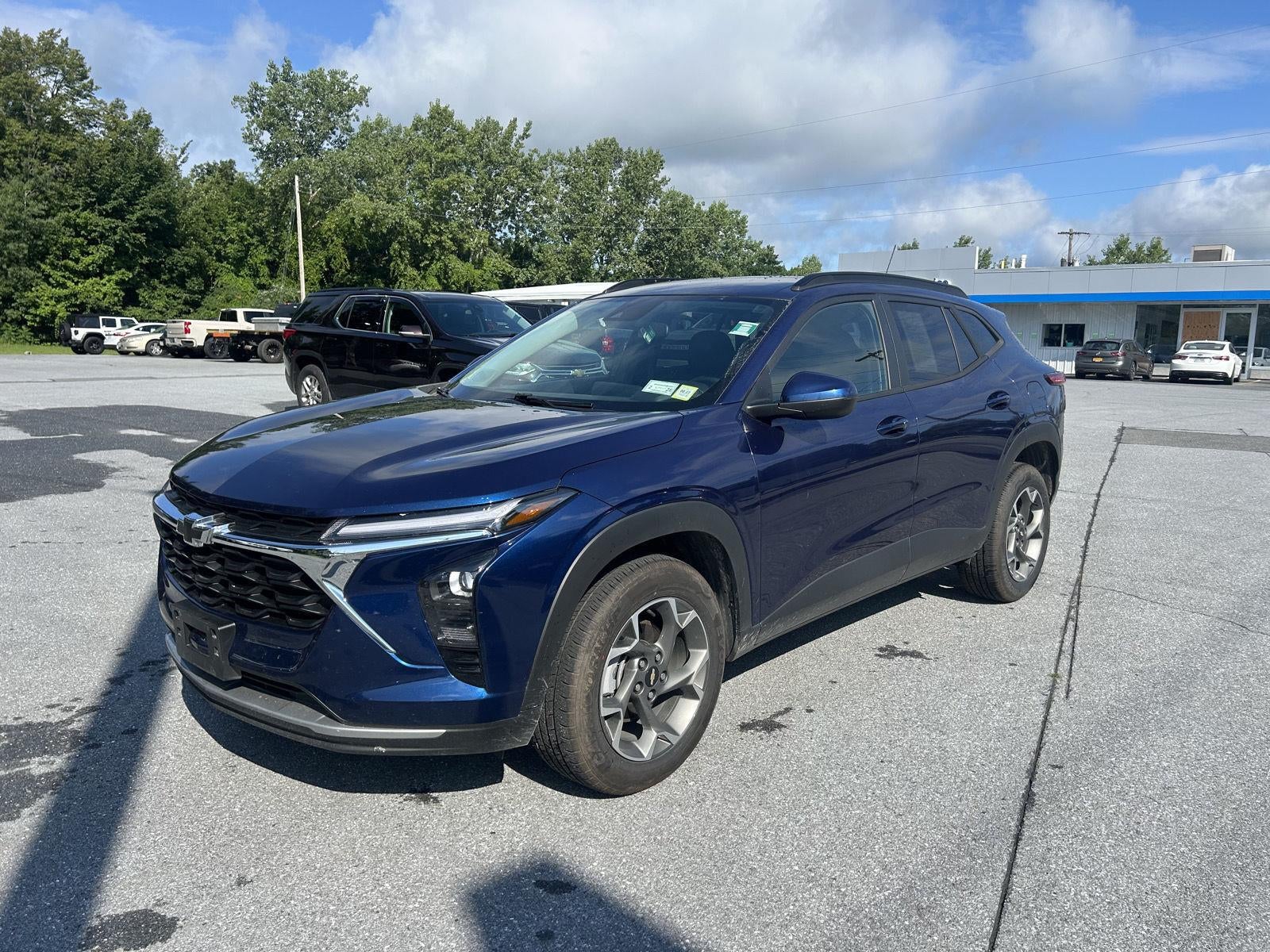 2024 Chevrolet Trax LT