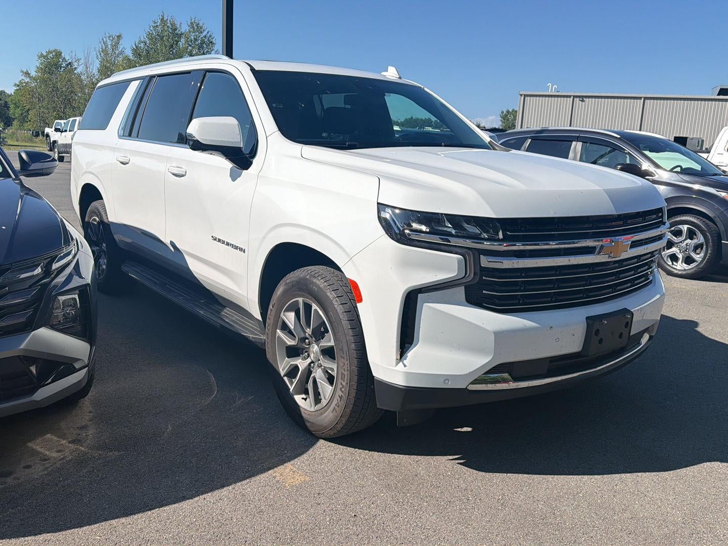 2024 Chevrolet Suburban LT