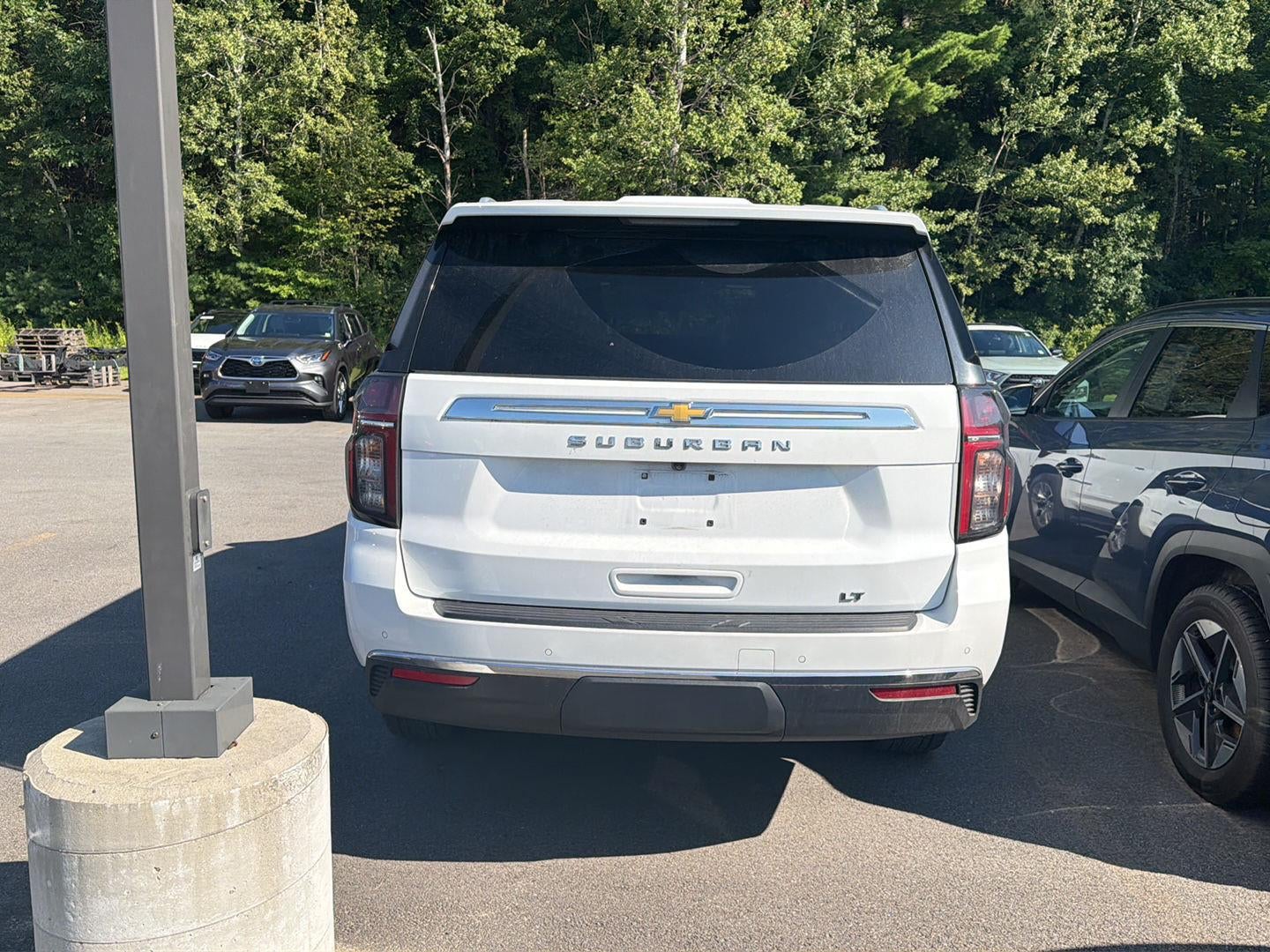 2024 Chevrolet Suburban LT