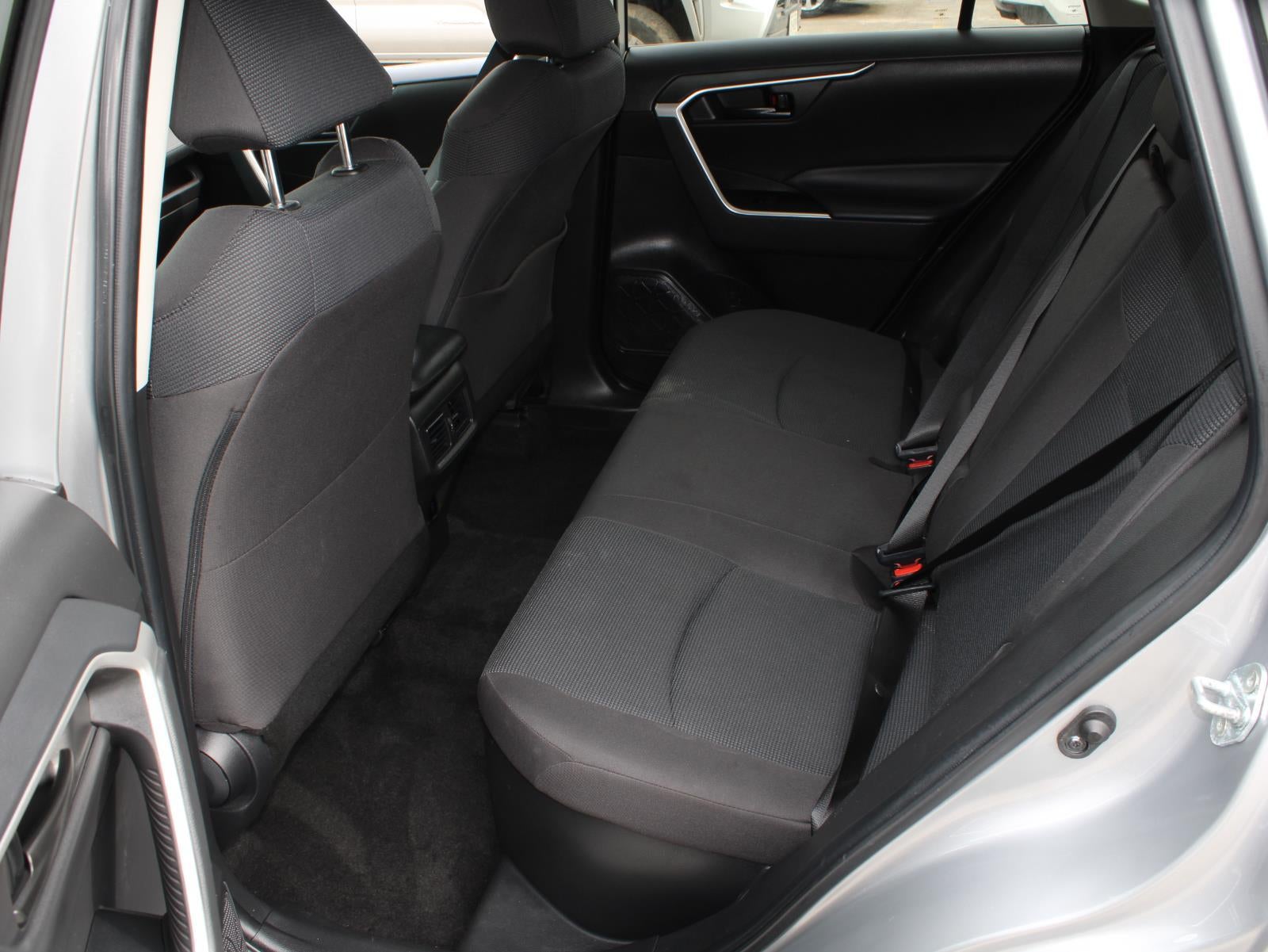 2023 Toyota RAV4 Hybrid LE