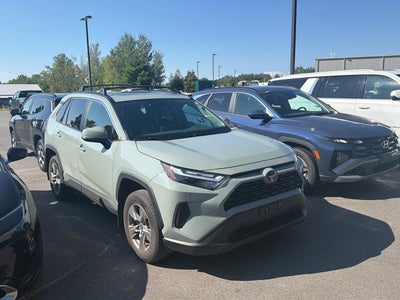 2023 Toyota RAV4 XLE