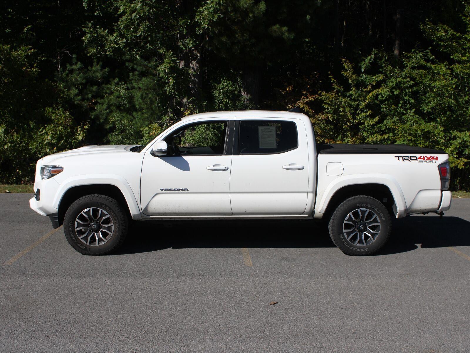 2022 Toyota Tacoma TRD Sport