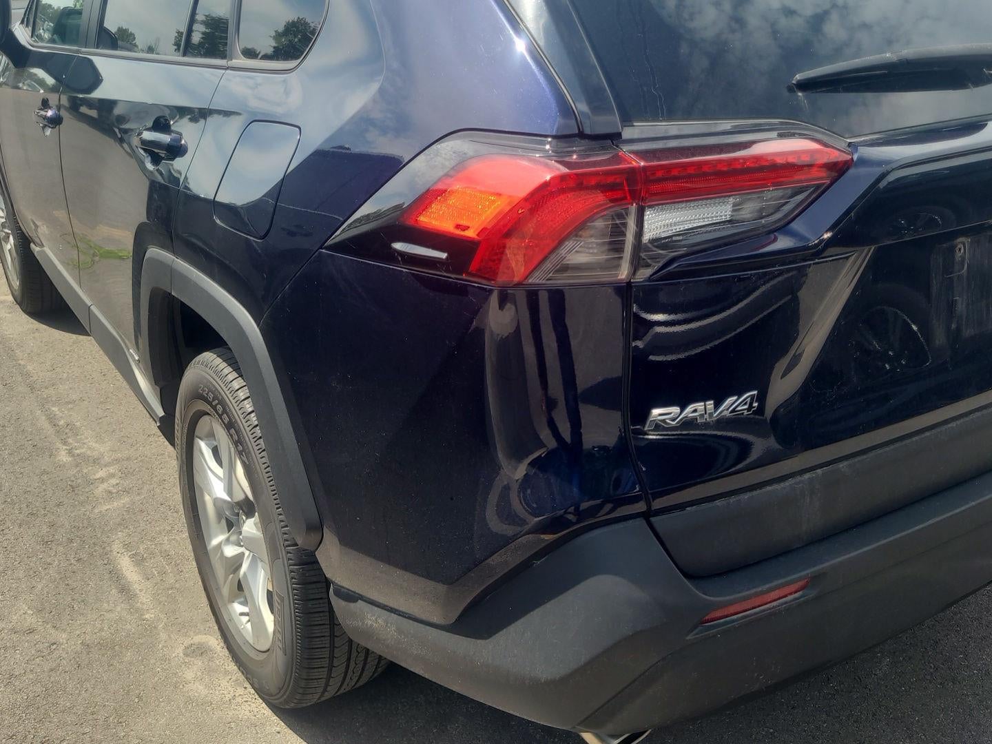 2020 Toyota RAV4 Hybrid XLE