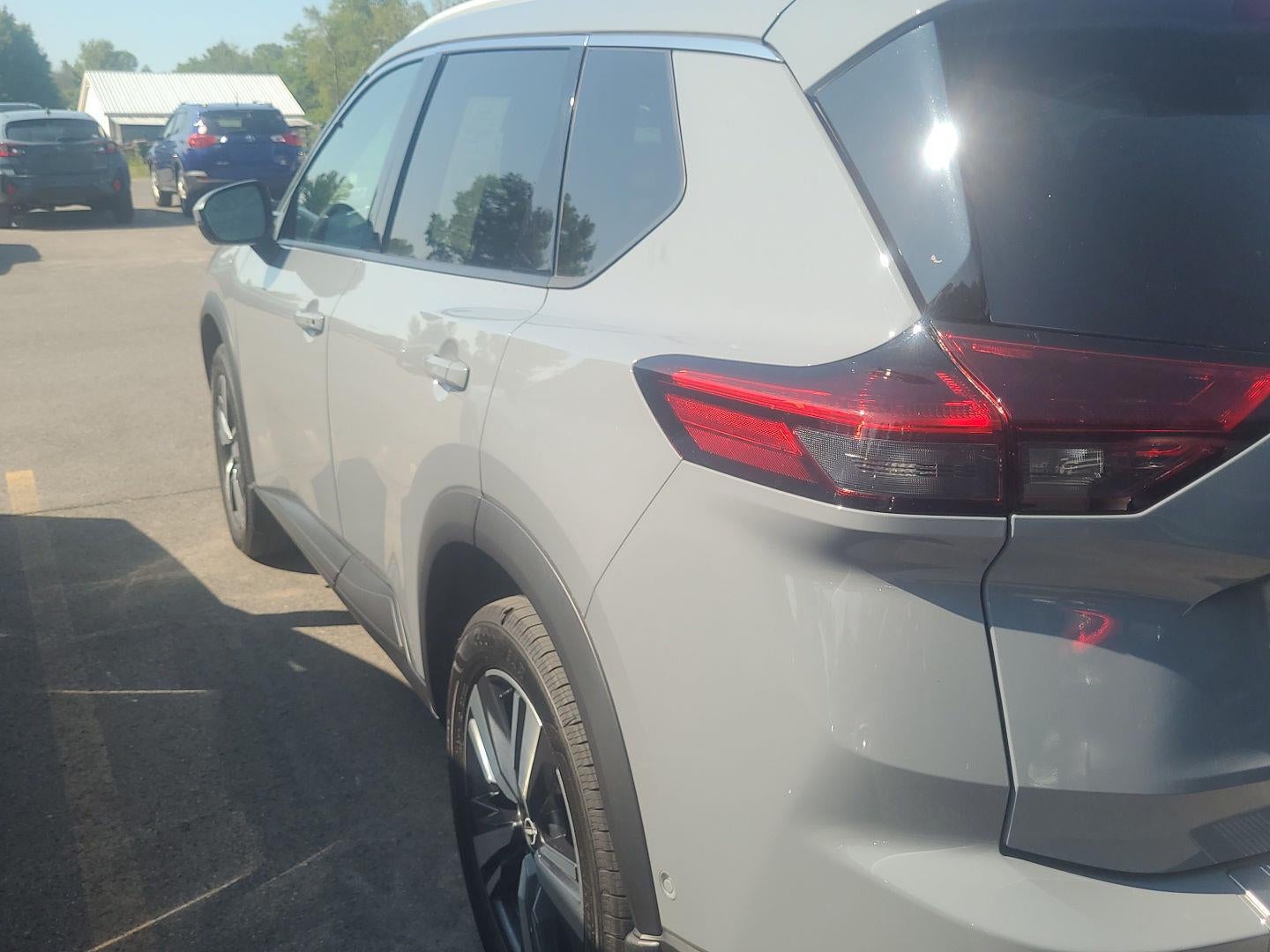 2024 Nissan Rogue SL