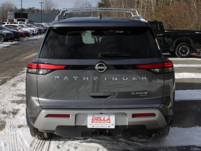 2022 Nissan Pathfinder Platinum