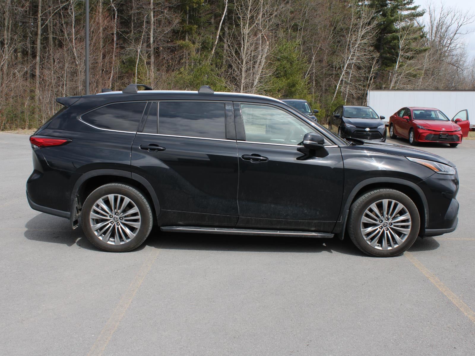 2022 Toyota Highlander Platinum