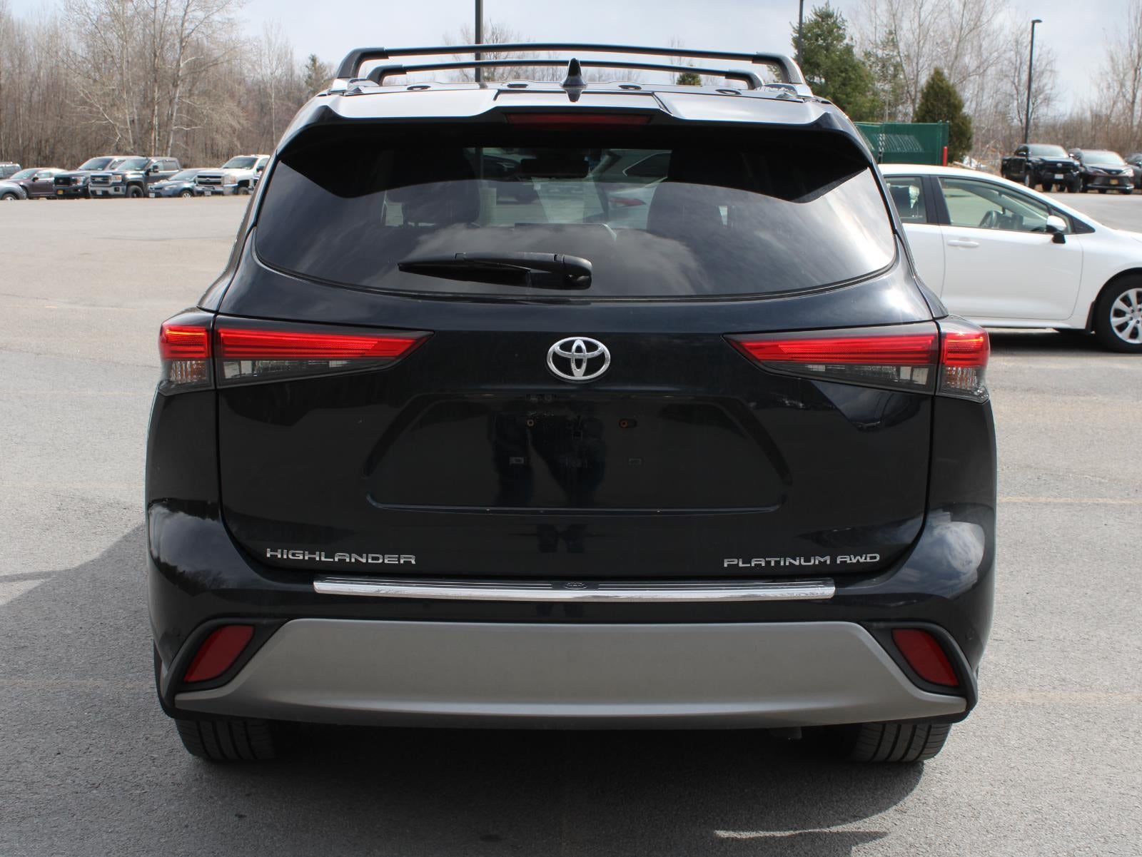 2022 Toyota Highlander Platinum