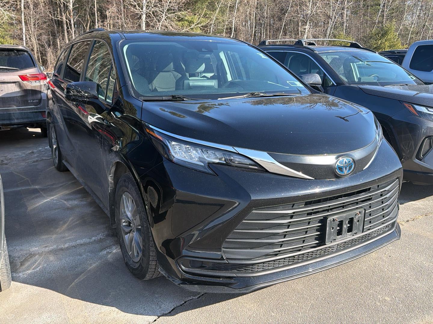 2022 Toyota Sienna LE