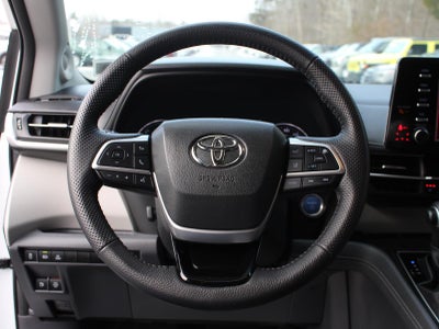 2023 Toyota Sienna Limited