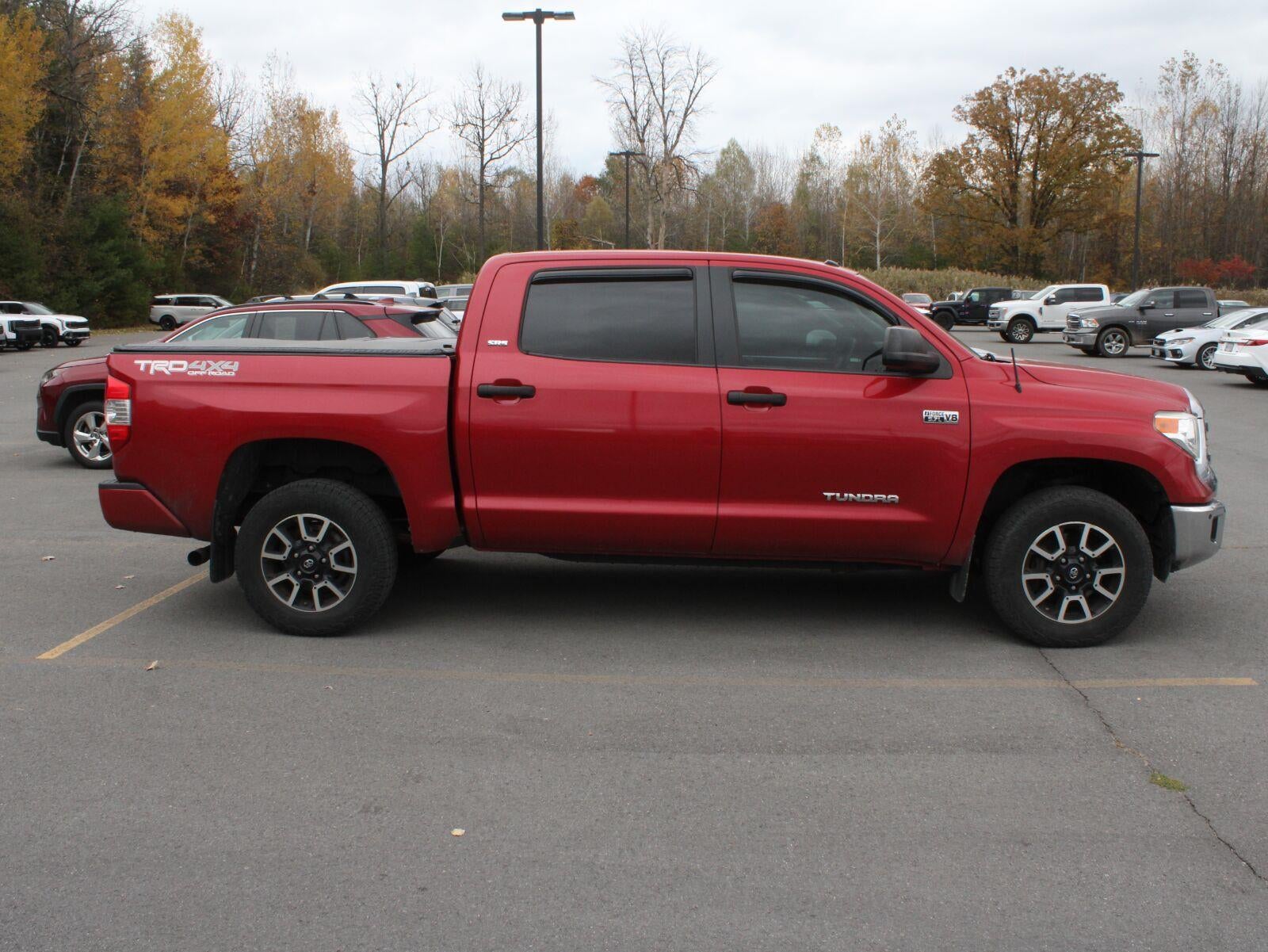 2017 Toyota Tundra SR5