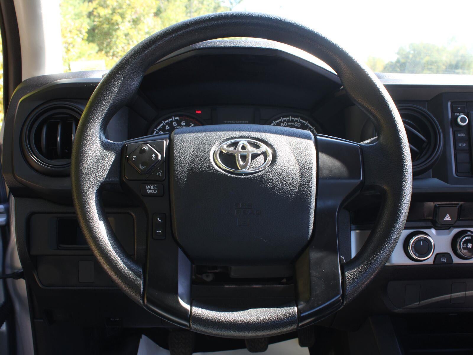 2017 Toyota Tacoma SR