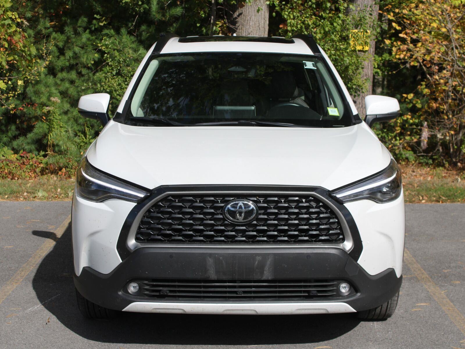2024 Toyota Corolla Cross XLE