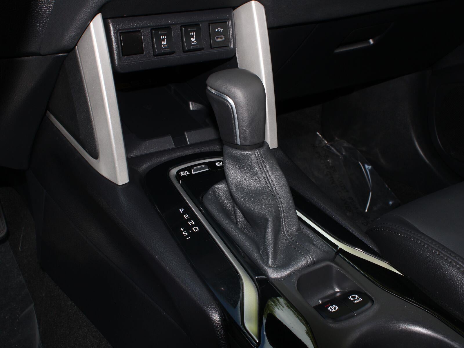 2024 Toyota Corolla Cross Hybrid XSE