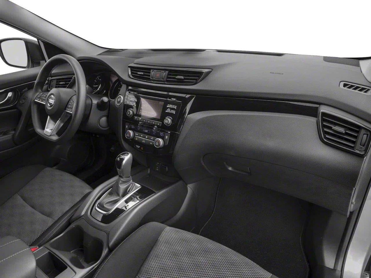2017 Nissan Rogue Sport SV