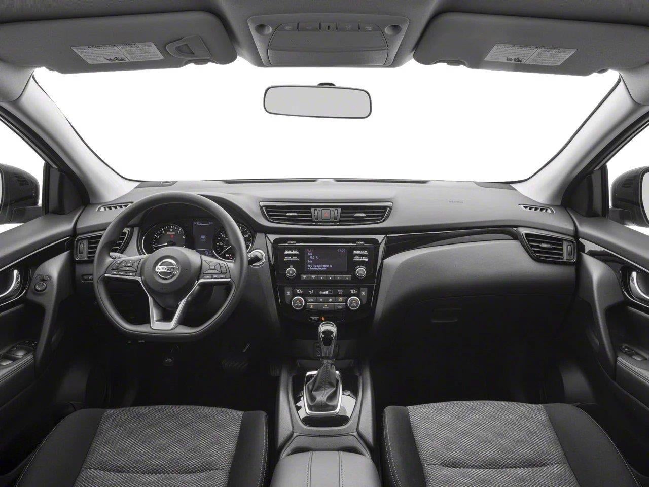 2017 Nissan Rogue Sport SV