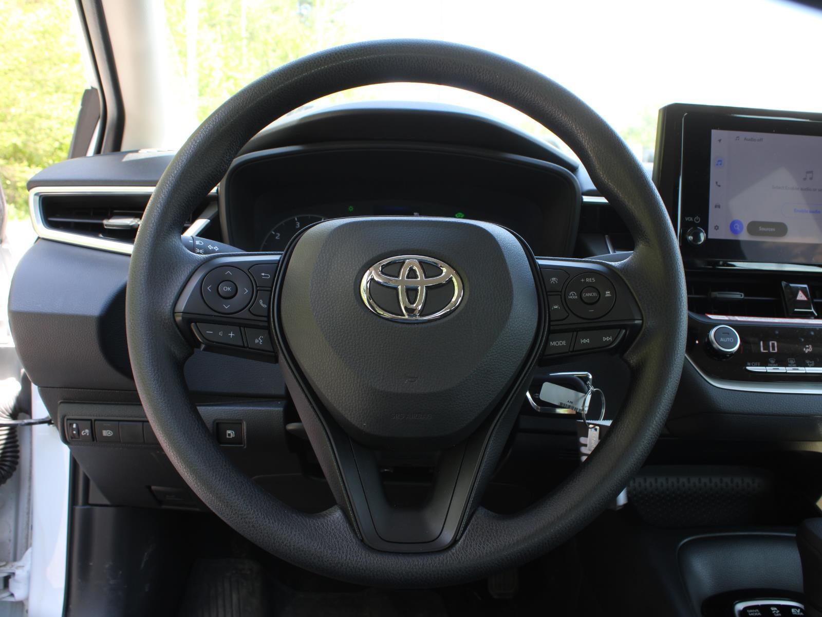 2025 Toyota Corolla Hybrid LE