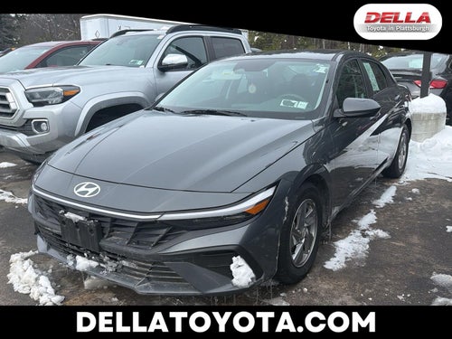 2024 Hyundai Elantra SE