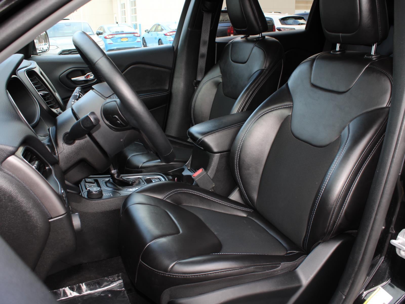 2019 Jeep Cherokee Latitude Plus Four Wheel Drive 9-SPEED 948TE AUTOMATIC