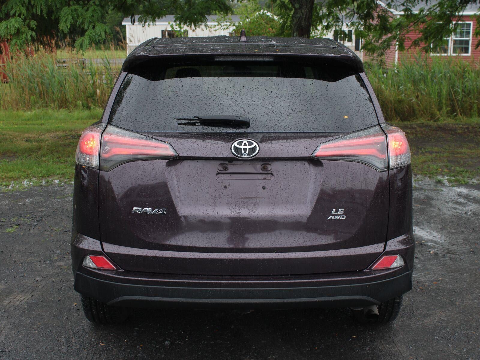2018 Toyota RAV4 LE