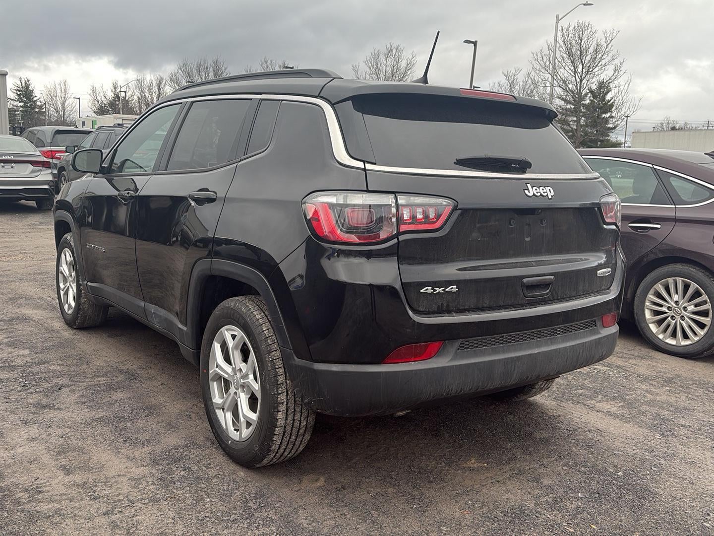 2024 Jeep Compass Latitude Four Wheel Drive 8-SPEED AUTOMATIC 8F30