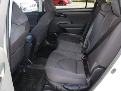 2020 Toyota Highlander LE