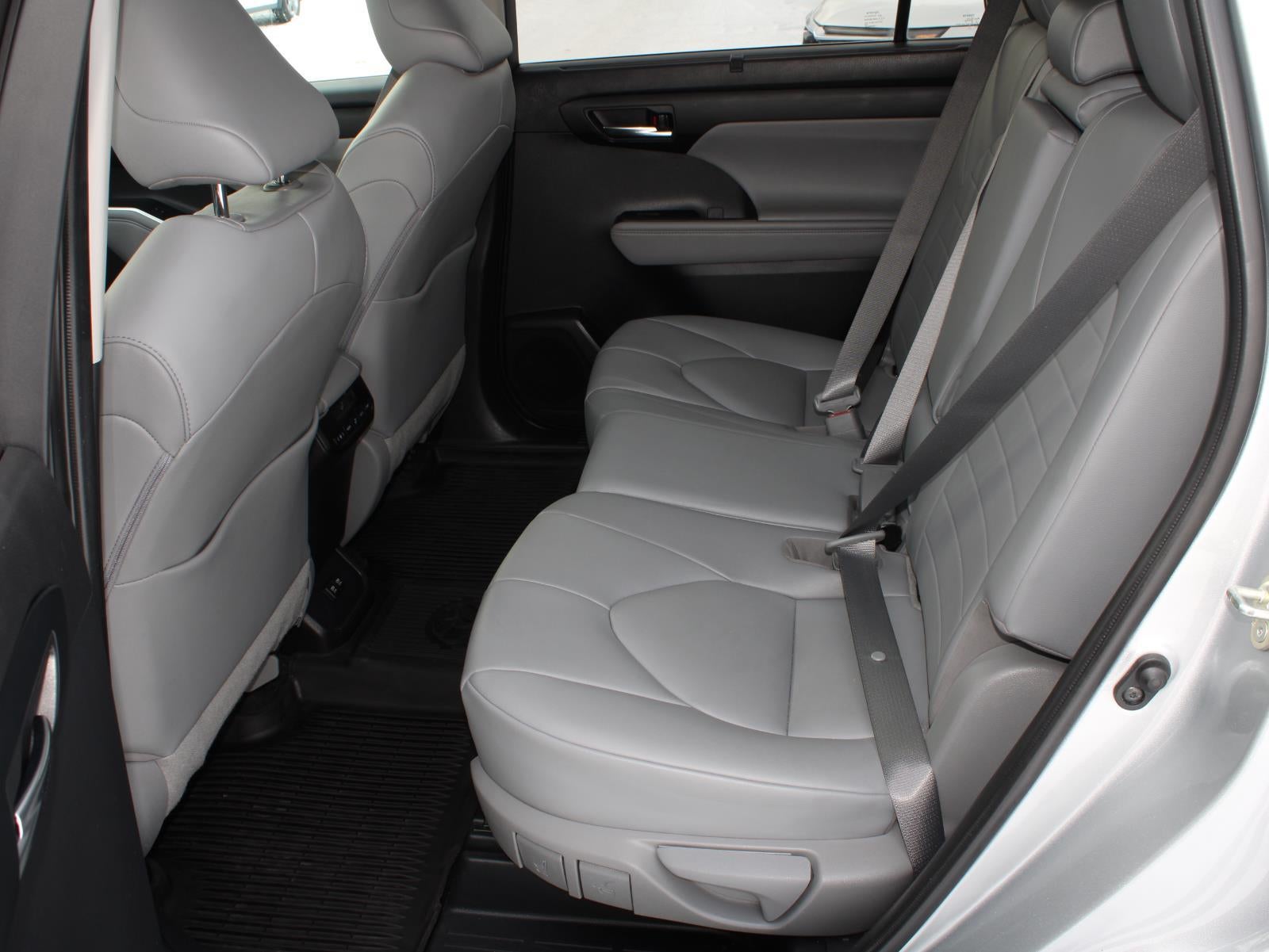 2020 Toyota Highlander XLE All Wheel Drive Automatic