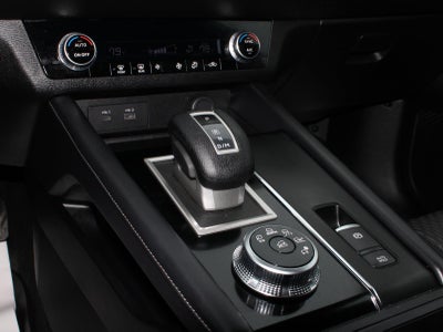 2022 Mitsubishi Outlander ES Front Wheel Drive CVT