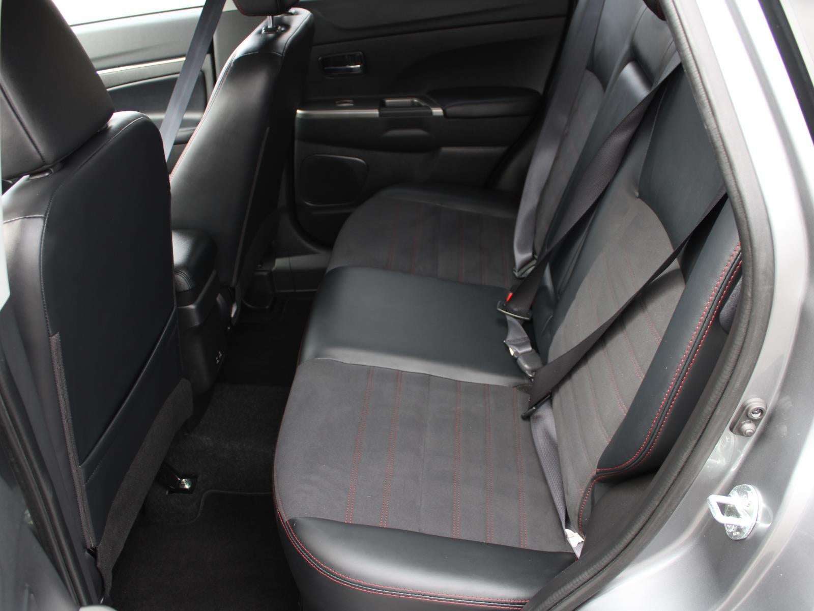 2024 Mitsubishi Outlander Sport SE