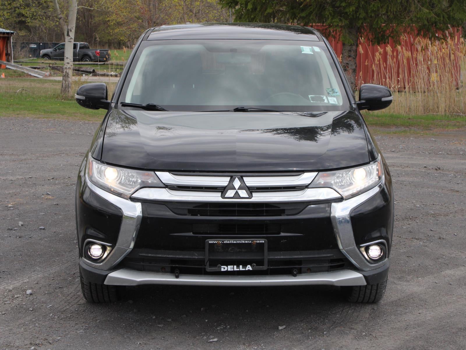 2016 Mitsubishi Outlander SE