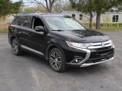2016 Mitsubishi Outlander SE