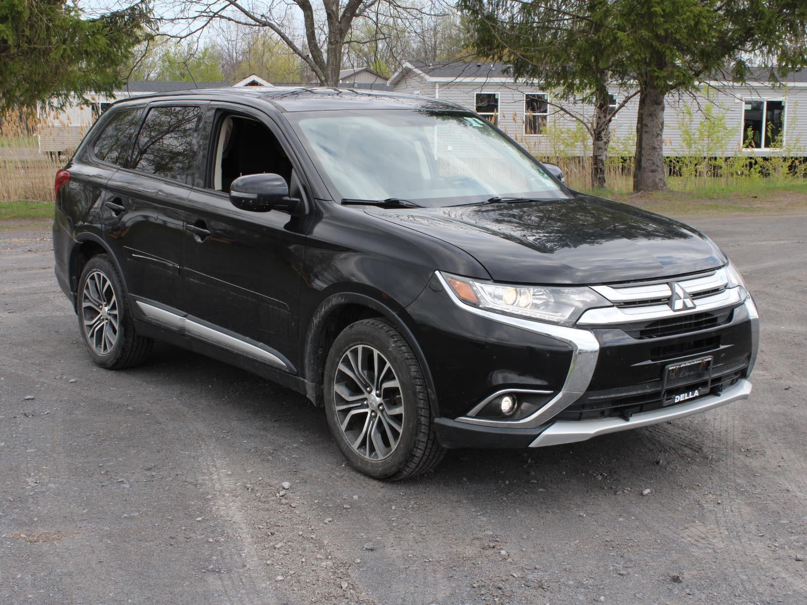 2016 Mitsubishi Outlander SE