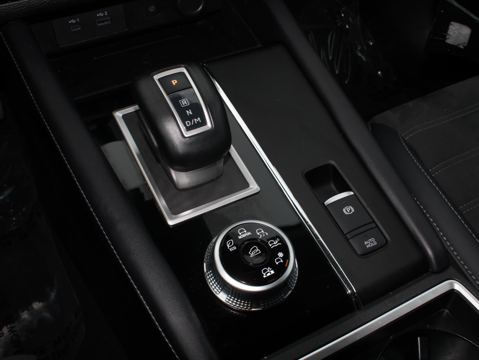 2024 Mitsubishi Outlander SE Black Edition