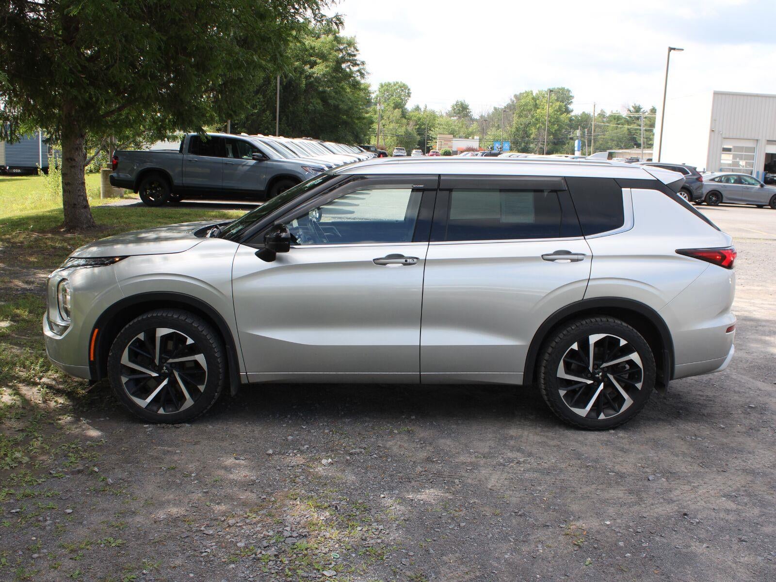 2022 Mitsubishi Outlander SEL