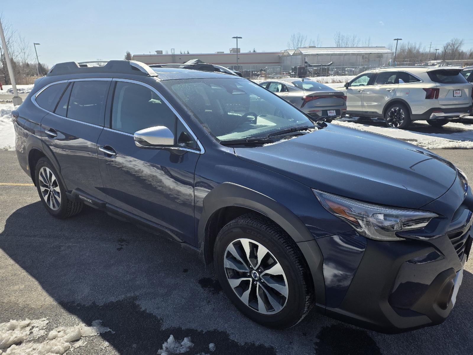 2023 Subaru Outback Touring