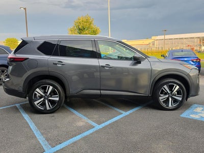 2026 Nissan Rogue SL