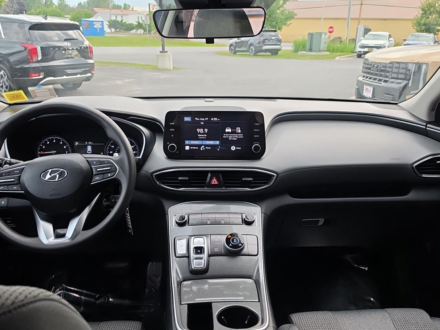 2023 Hyundai Santa Fe SE