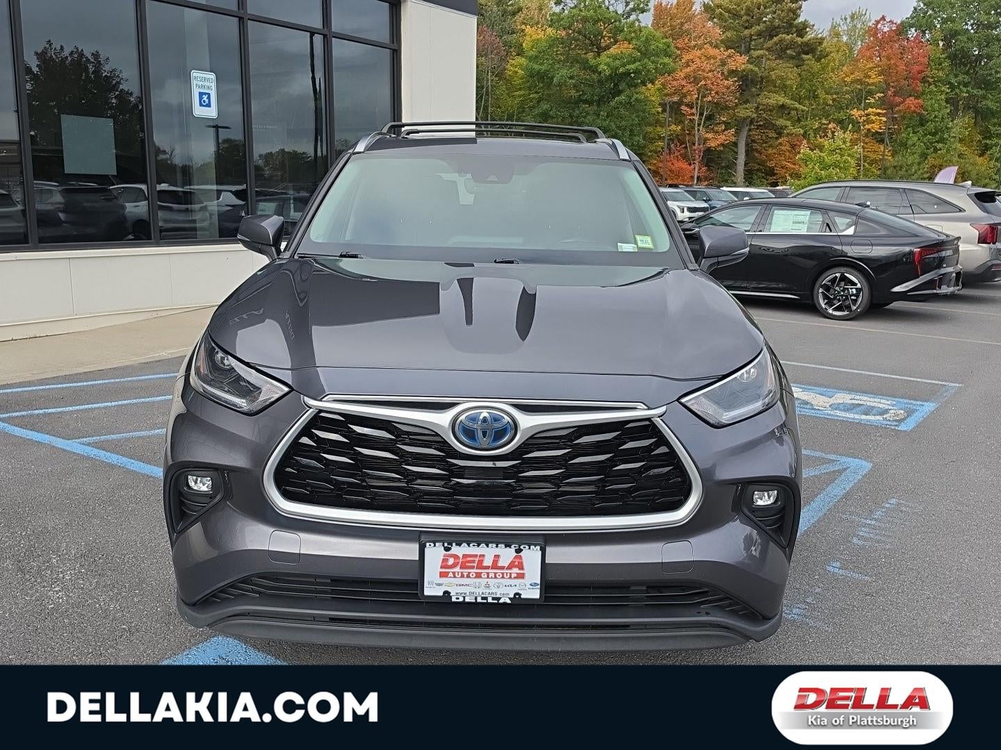 2021 Toyota Highlander Hybrid XLE