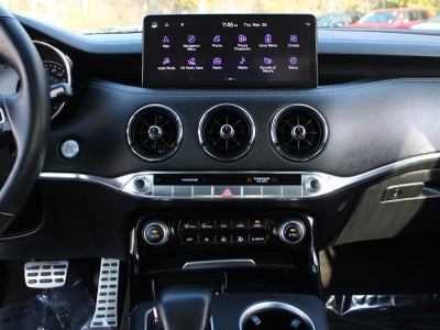 2022 Kia Stinger GT2