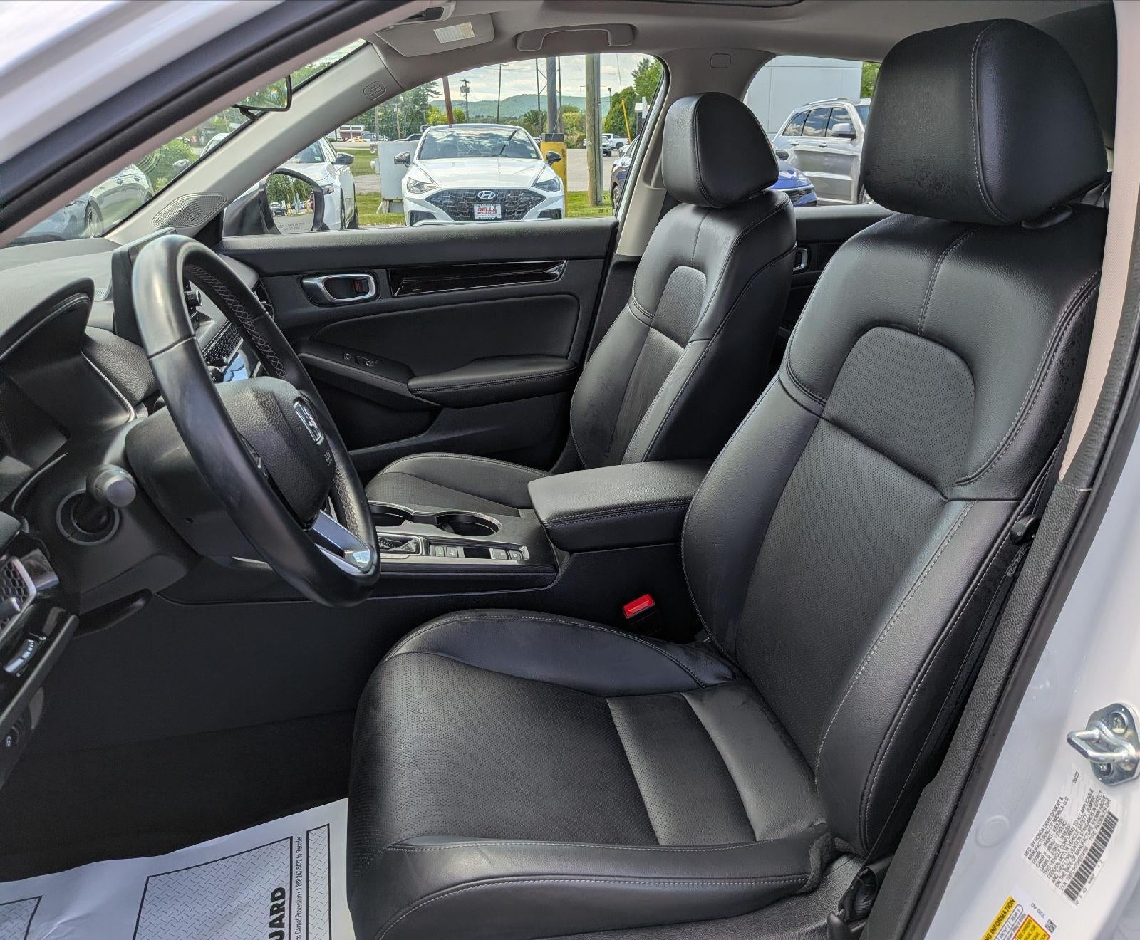 2023 Honda Civic Hatchback EX-L