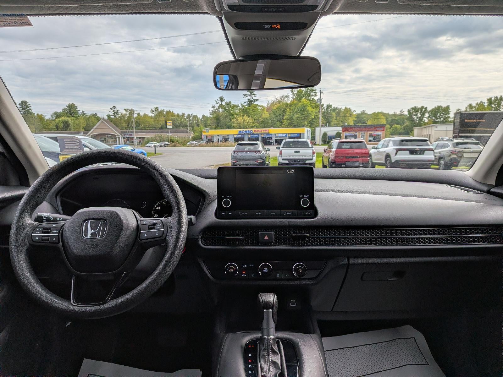 2024 Honda HR-V LX