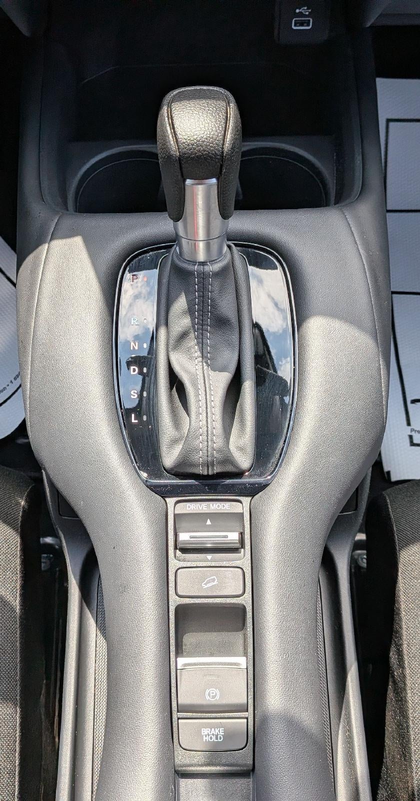 2025 Honda HR-V LX