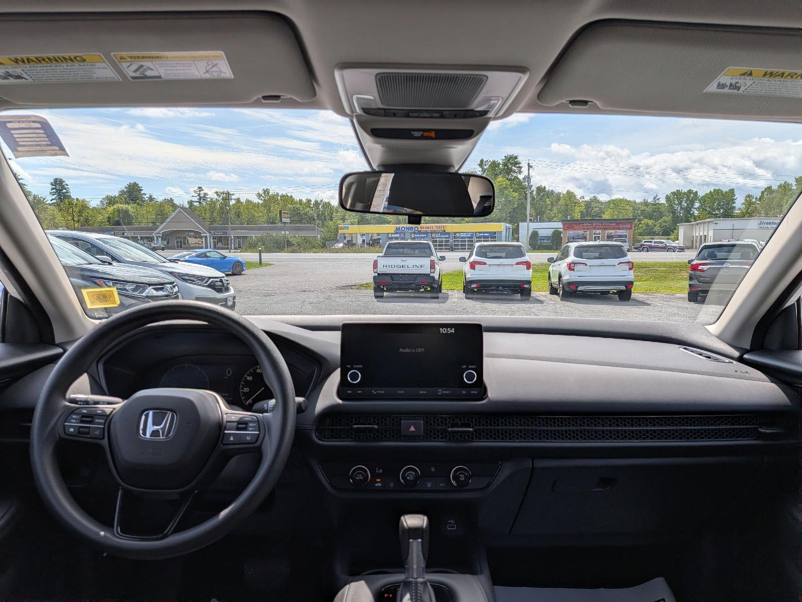 2025 Honda HR-V LX