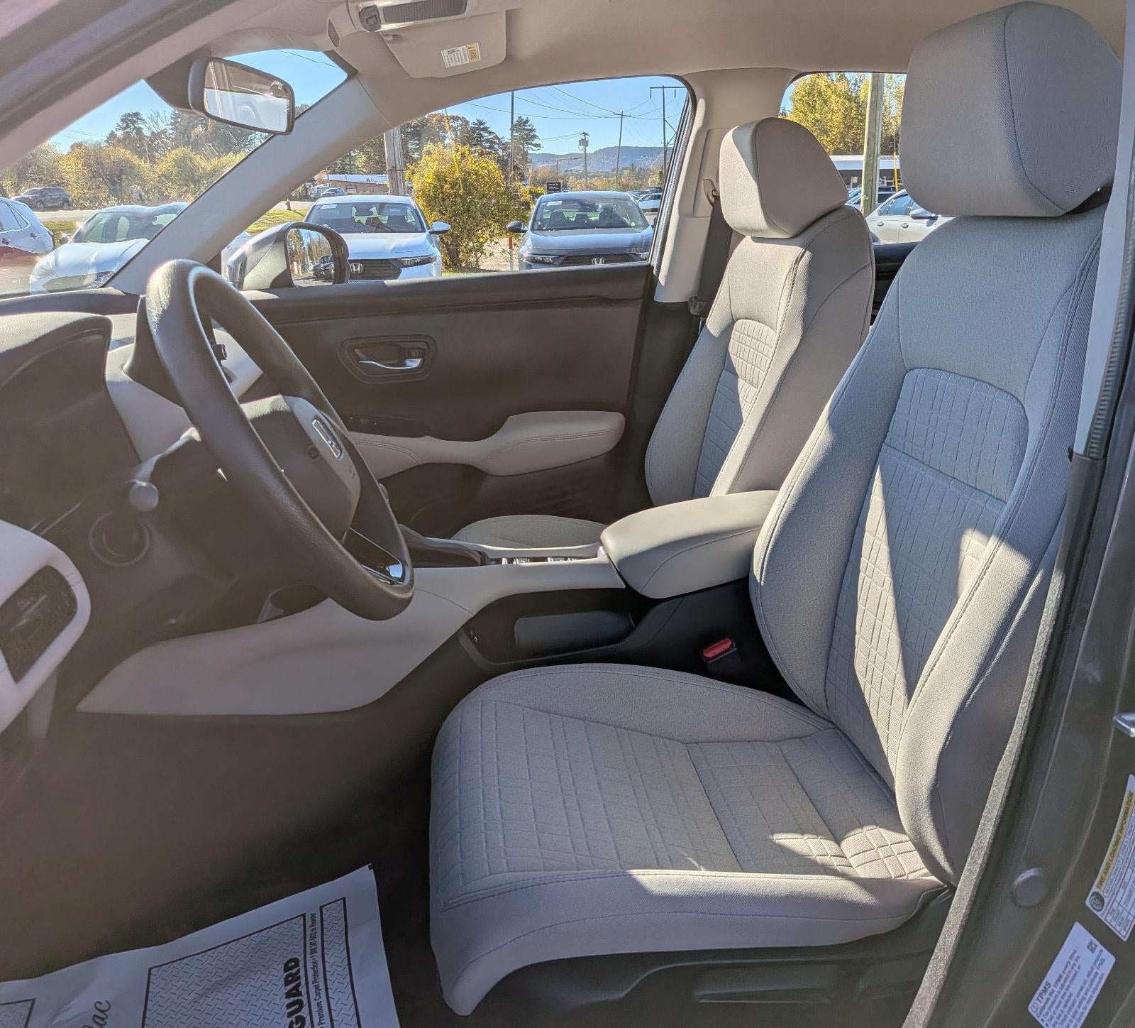 2024 Honda HR-V LX
