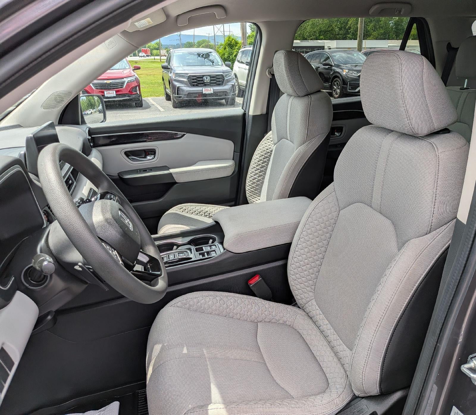 2023 Honda Pilot LX