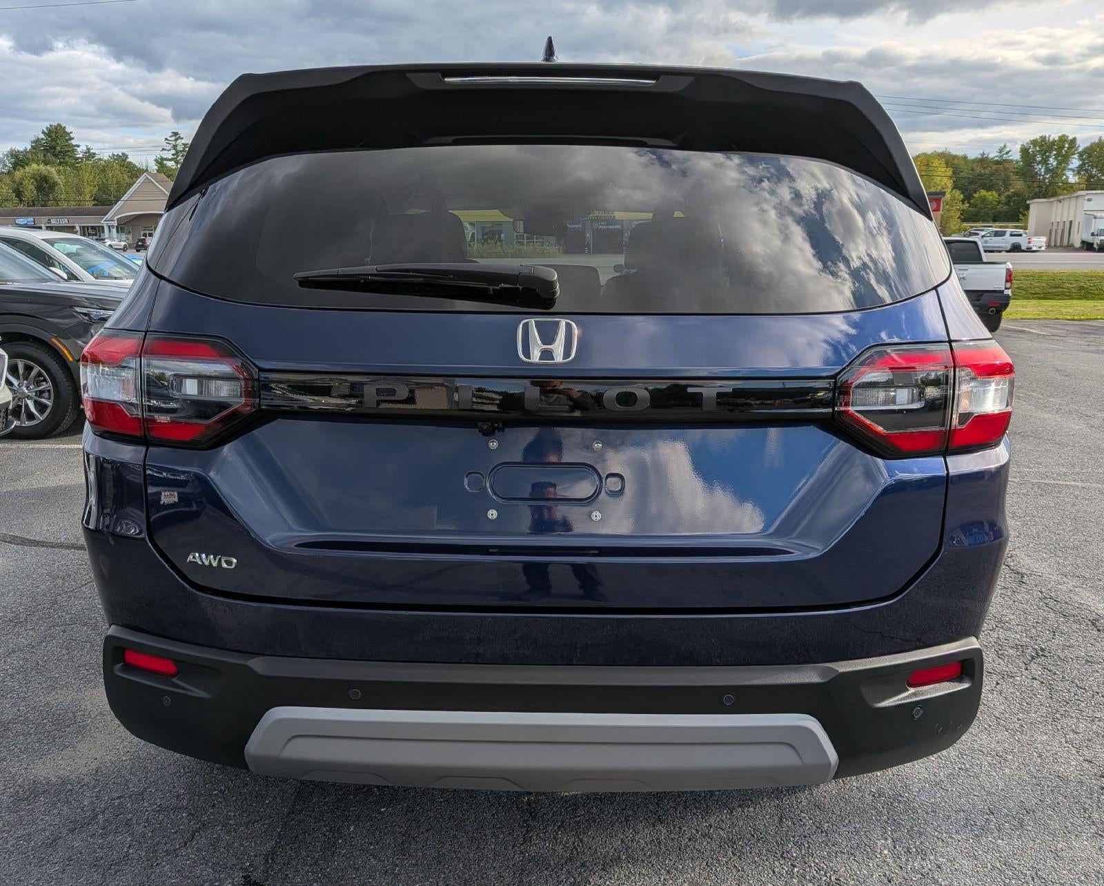 2024 Honda Pilot EX-L 8 Passenger