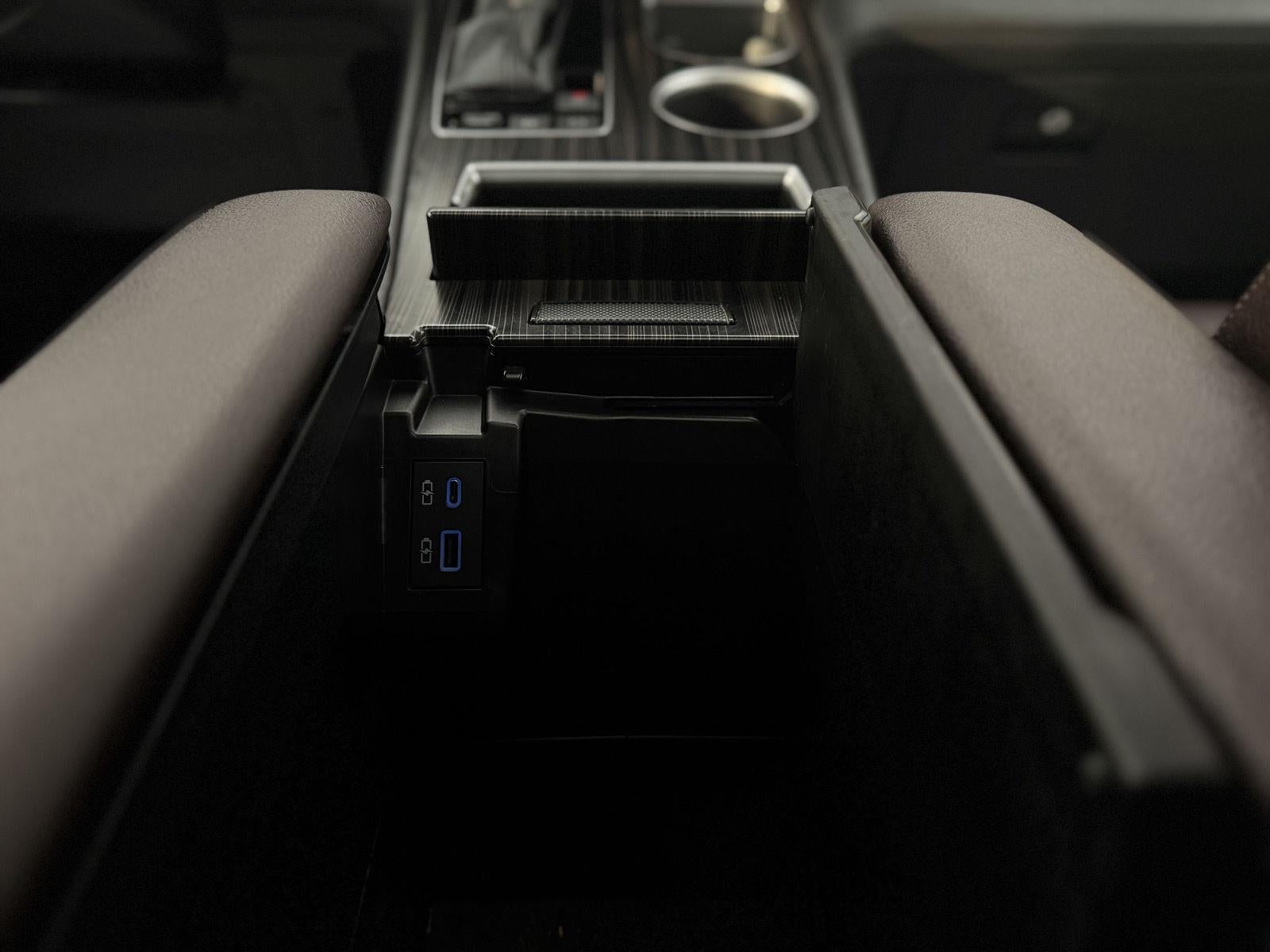 2022 Toyota Sienna Platinum