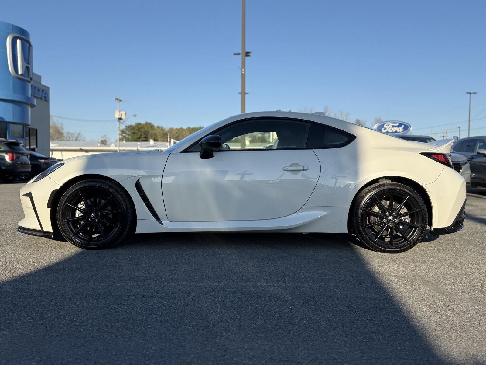 2024 Toyota GR86 Premium