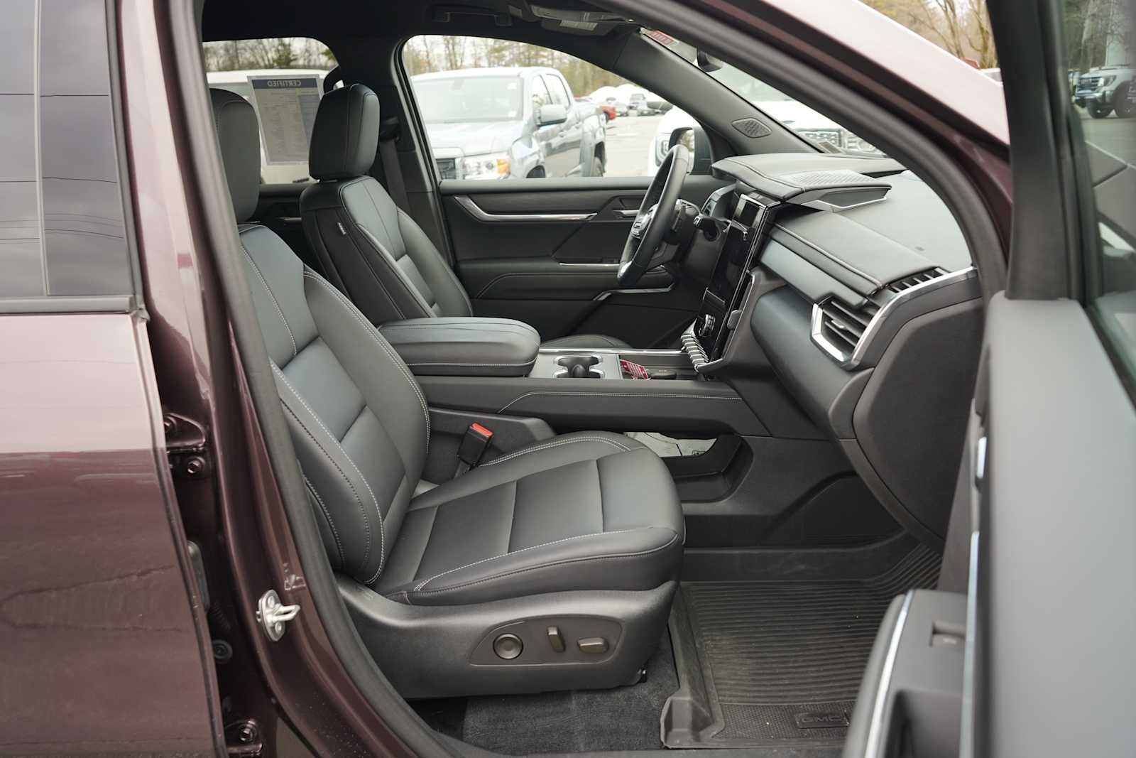 2024 GMC Acadia FWD Elevation